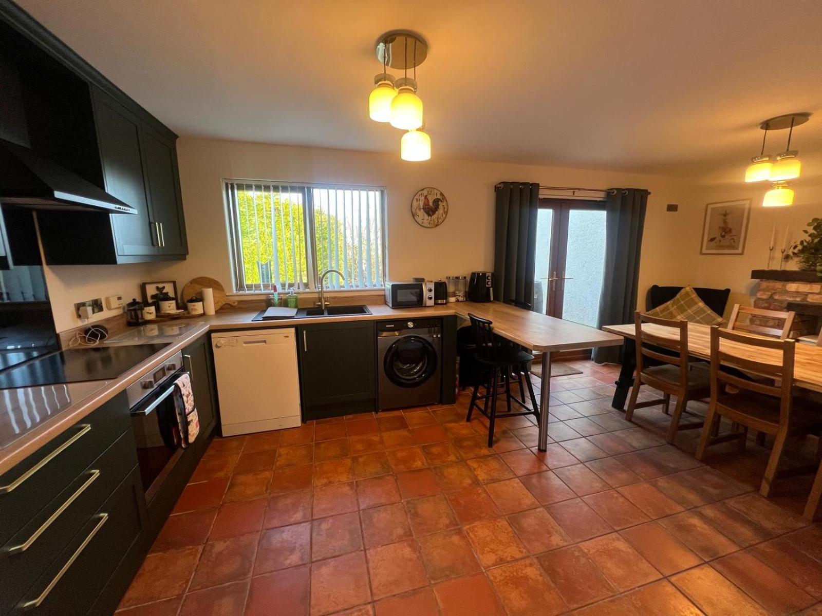 Whitepark Cottage - Your Home Away From Home Ballycastle Kültér fotó
